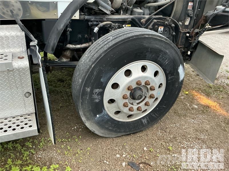Kenworth T800 Tractor Units