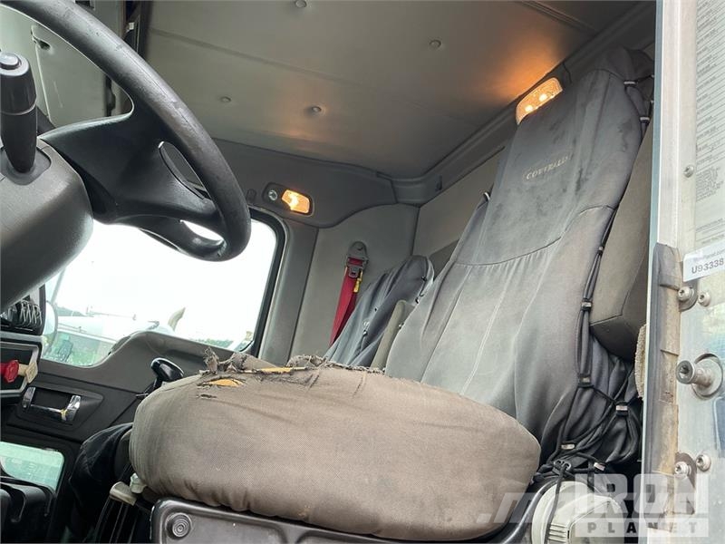 Kenworth T800 Tractor Units