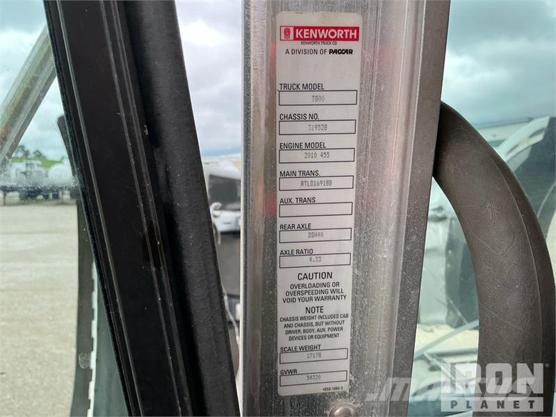 Kenworth T800 Tractor Units