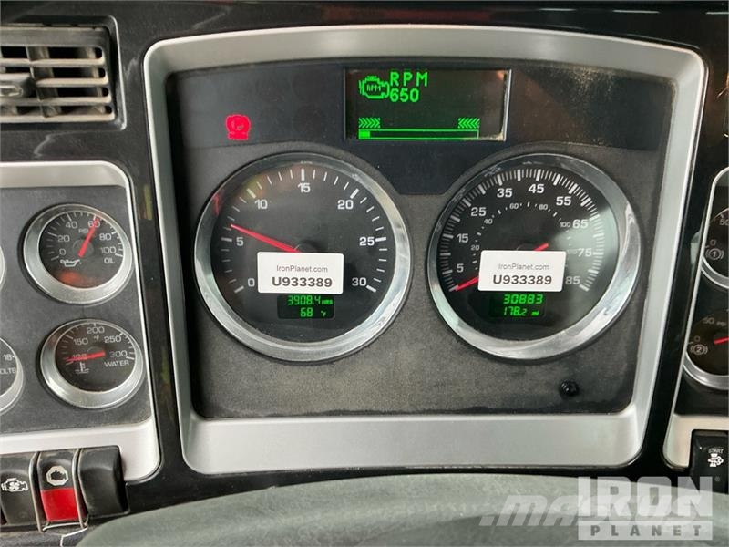 Kenworth T800 Autotractoare