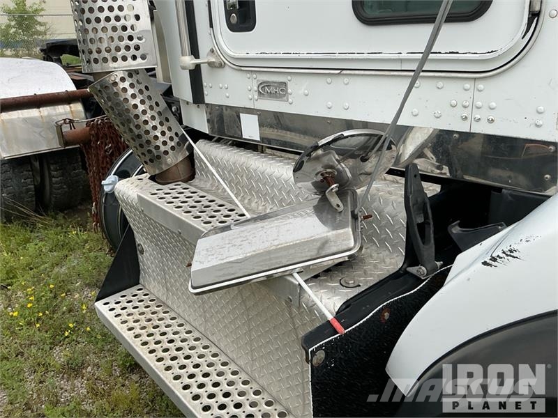 Kenworth T800 Autotractoare
