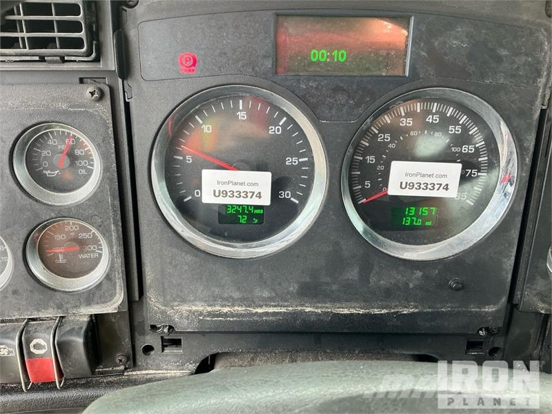 Kenworth T800 Tractor Units