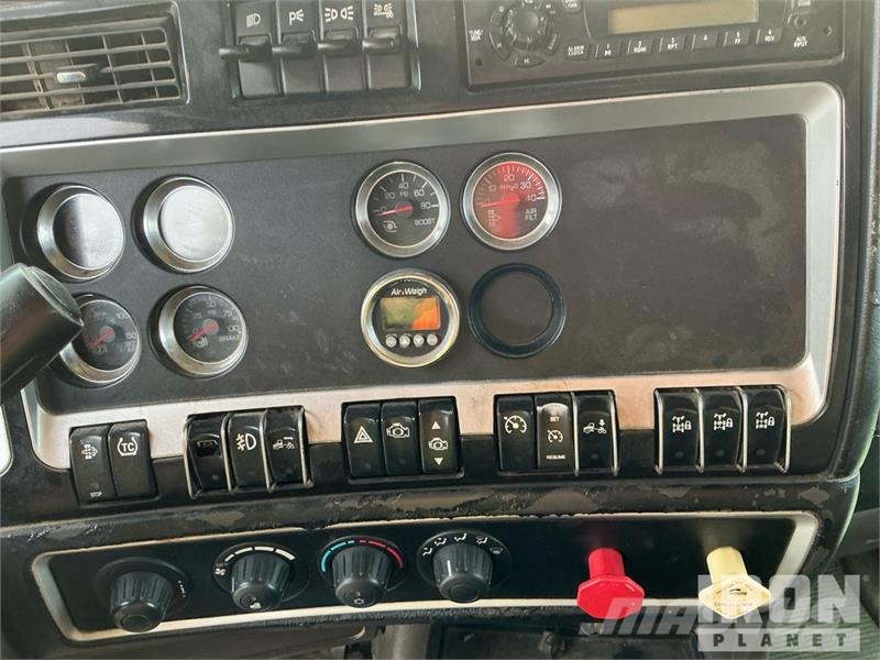 Kenworth T800 Tractor Units