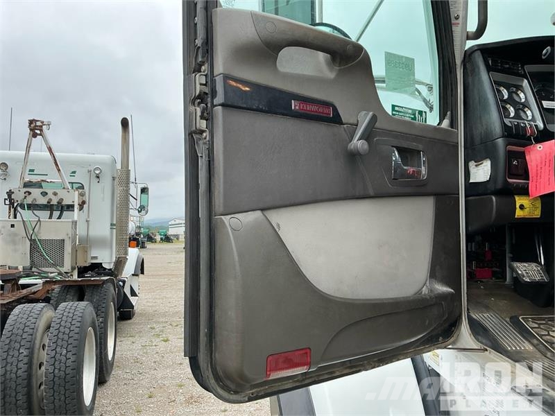 Kenworth T800 Autotractoare