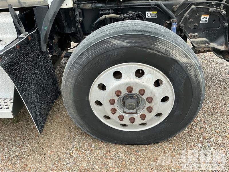 Kenworth T800 Tractor Units
