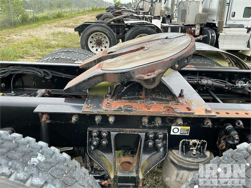 Kenworth T800 Autotractoare