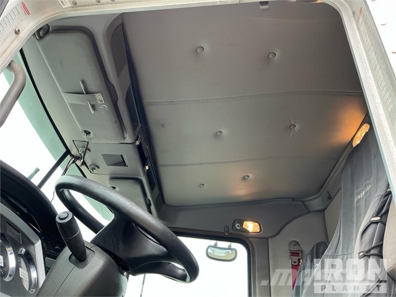 Kenworth T800 Tractor Units