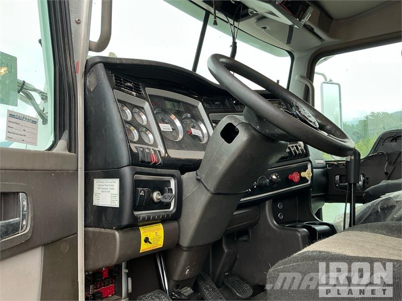 Kenworth T800 Autotractoare