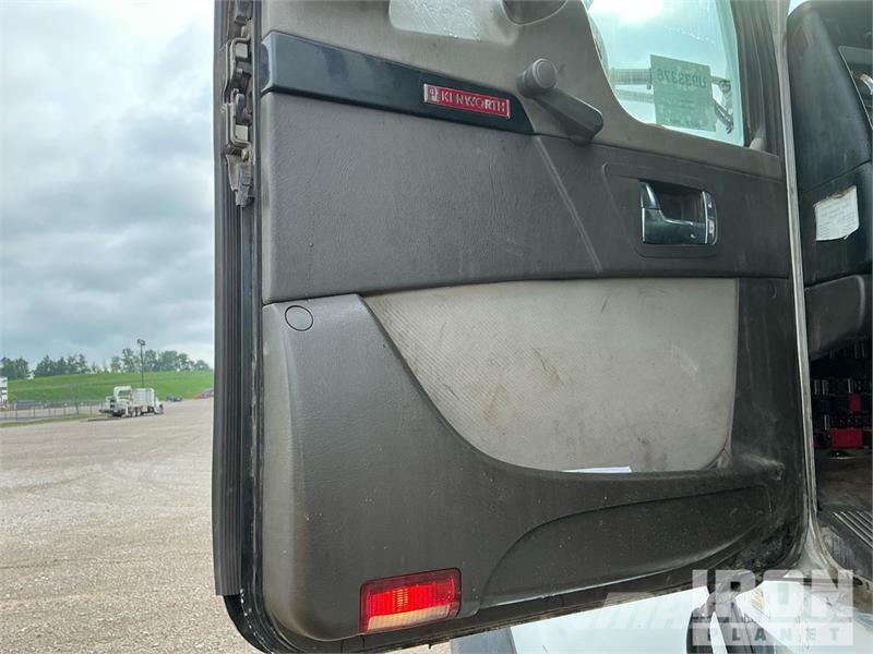 Kenworth T800 Tractor Units