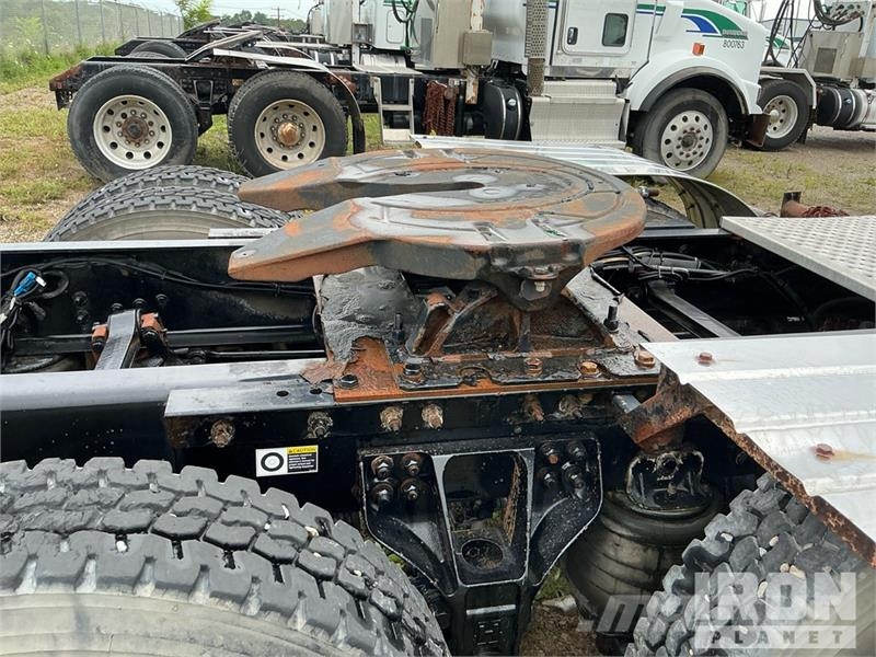 Kenworth T800 Tractor Units