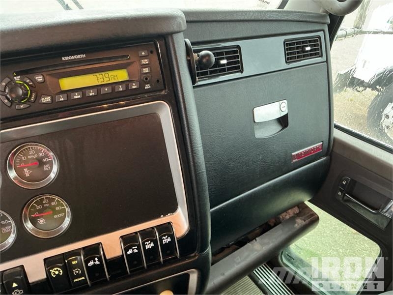 Kenworth T800 Tractor Units