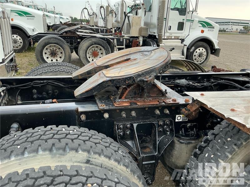 Kenworth T800 Tractor Units