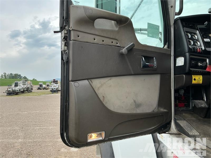 Kenworth T800 Tractor Units