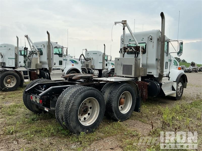 Kenworth T800 Tractor Units