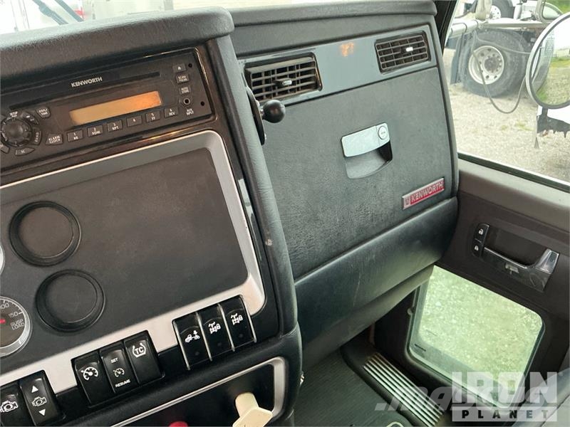 Kenworth T800 Autotractoare