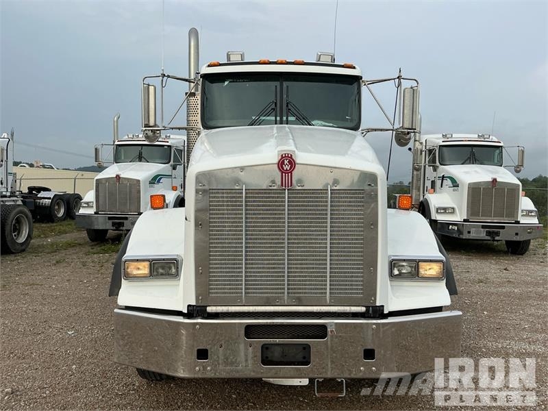 Kenworth T800 Tractor Units