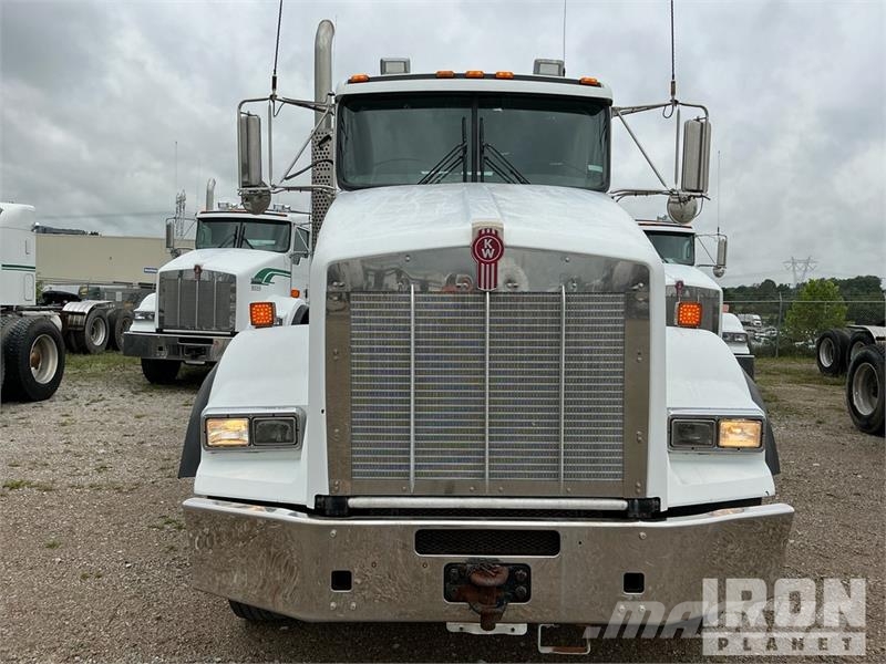 Kenworth T800 Tractor Units