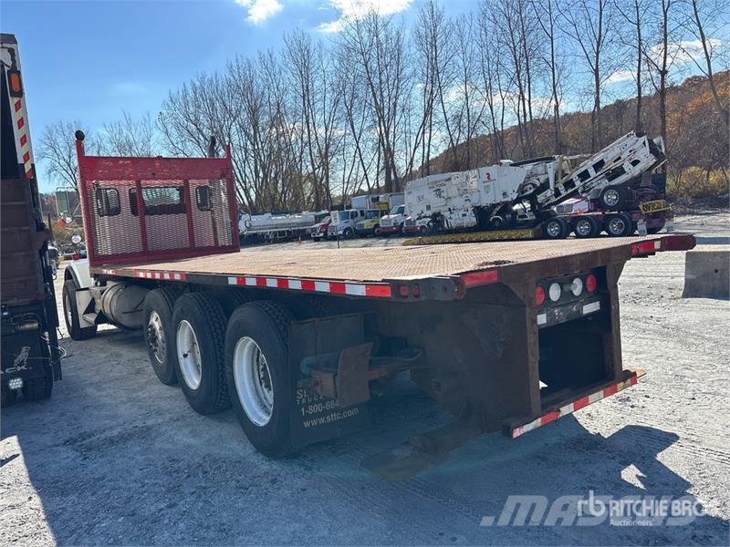 Kenworth T800 8x4 Flatbed Truck Platformas/izkraušana no sāniem