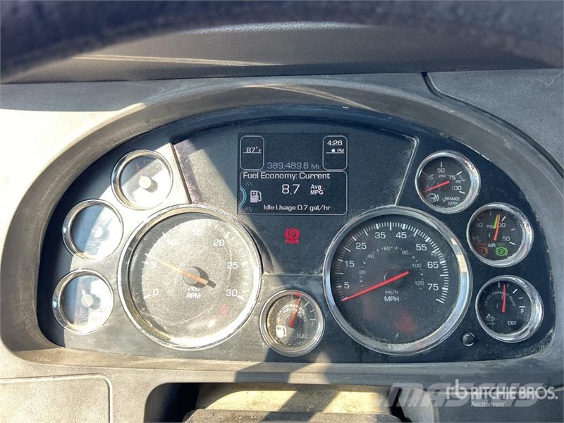 Kenworth T880 ダンプ