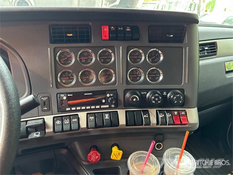Kenworth T880 Влекачи