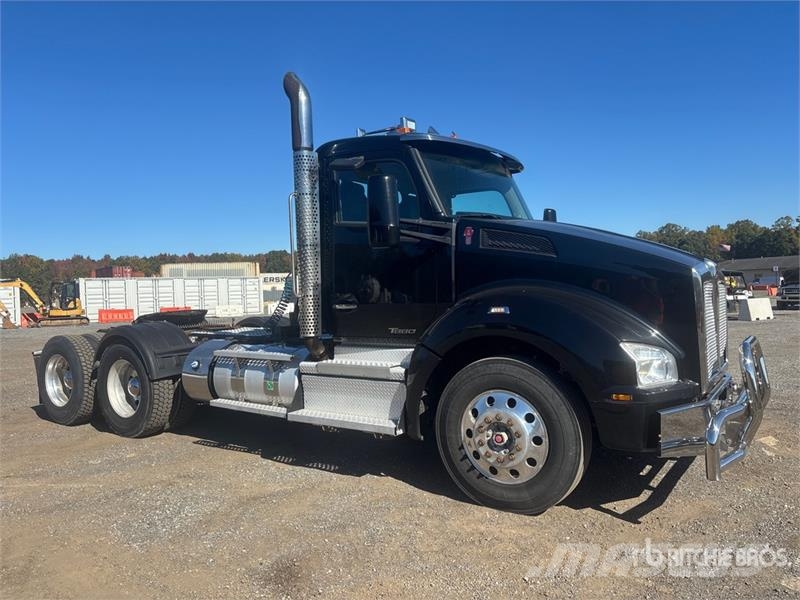 Kenworth T880 Trekkers