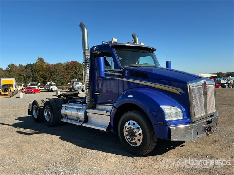 Kenworth T880 Trekkers