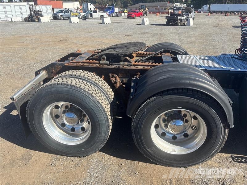 Kenworth T880 Trekkers