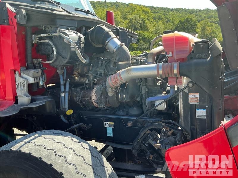Kenworth T880 شاحنات قلابة