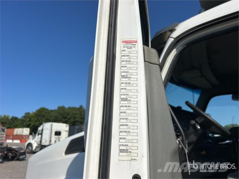 Kenworth T880 ダンプ