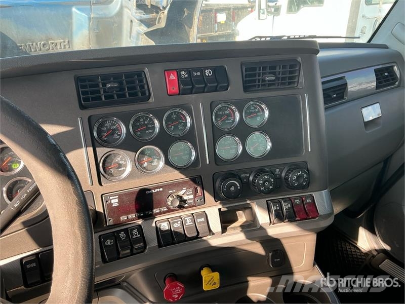 Kenworth T880 Vlačilci