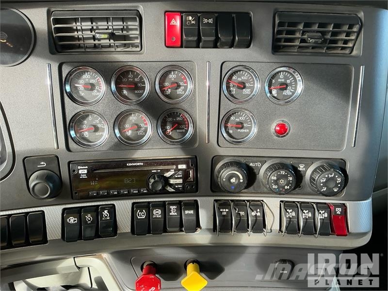 Kenworth T880 شاحنات قلابة
