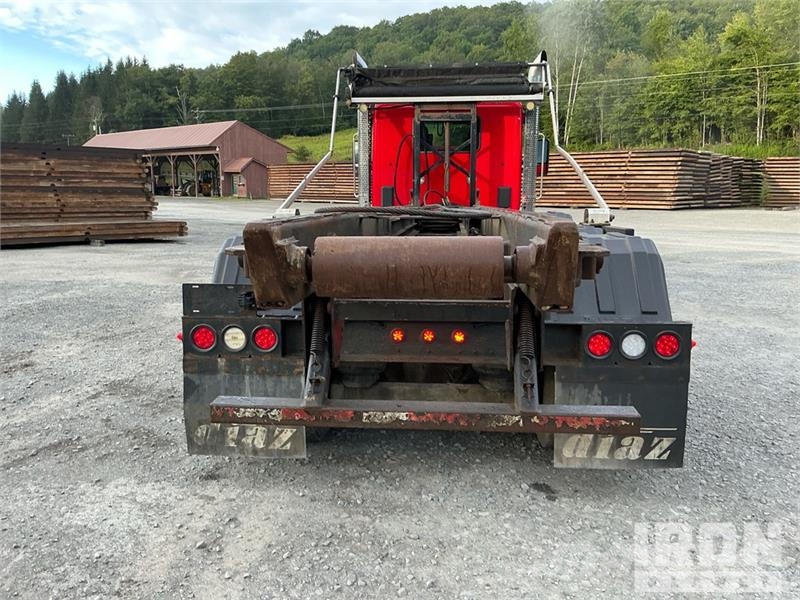 Kenworth T880 شاحنات لوادر