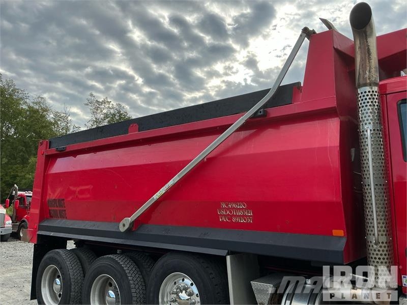 Kenworth T880 شاحنات قلابة