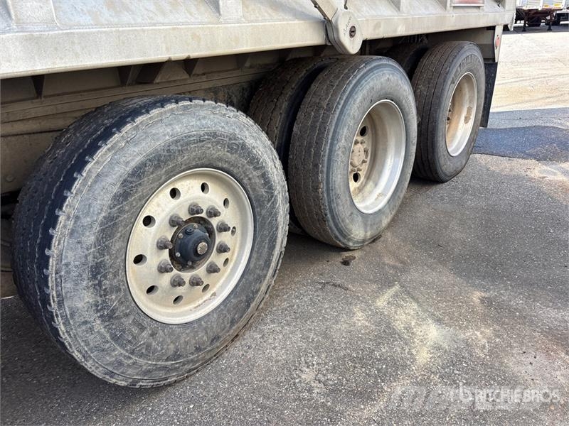 Kenworth T880 Tipper trucks