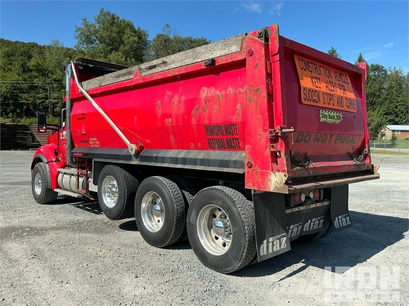 Kenworth T880 شاحنات قلابة