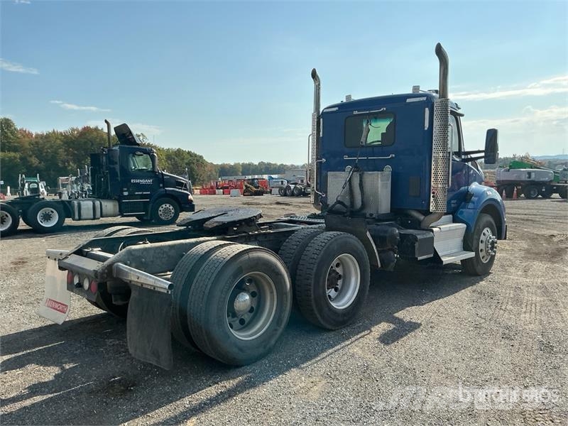 Kenworth T880 Vlačilci