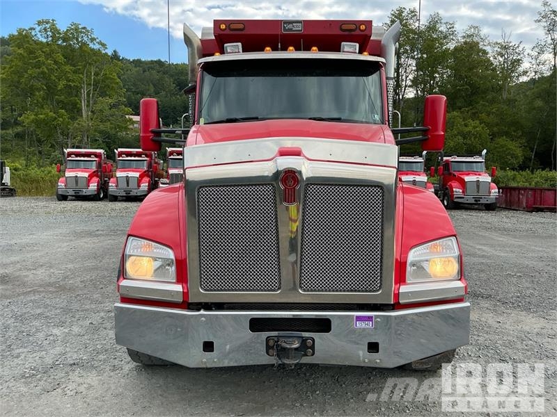 Kenworth T880 شاحنات قلابة