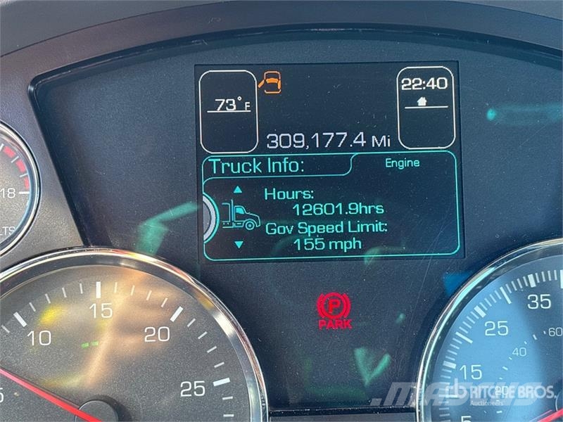 Kenworth T880 Trekkers