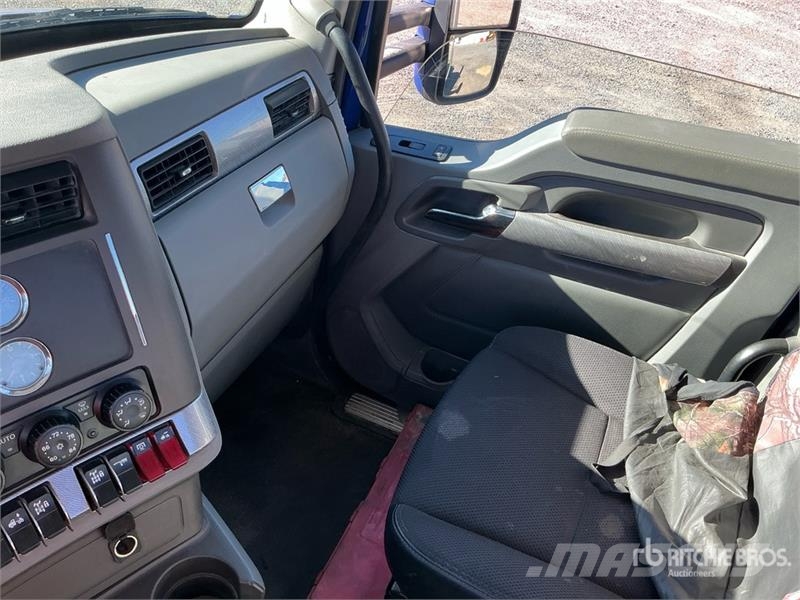 Kenworth T880 Trekkers