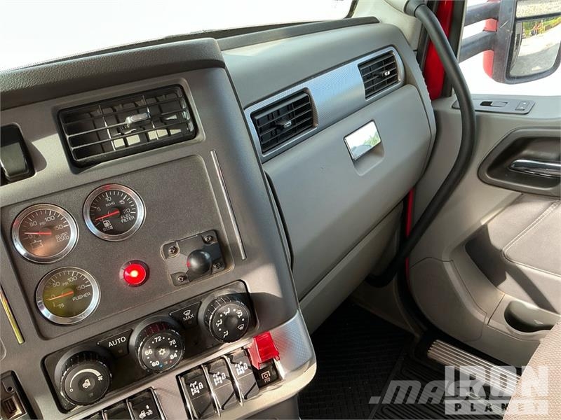 Kenworth T880 شاحنات قلابة