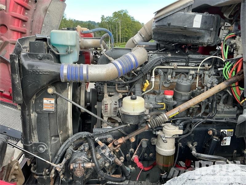 Kenworth T880 شاحنات قلابة