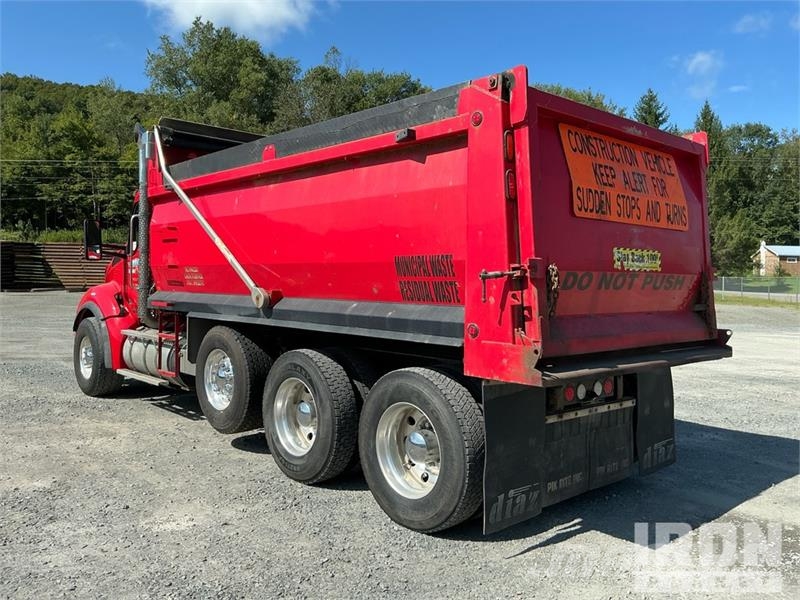 Kenworth T880 شاحنات قلابة