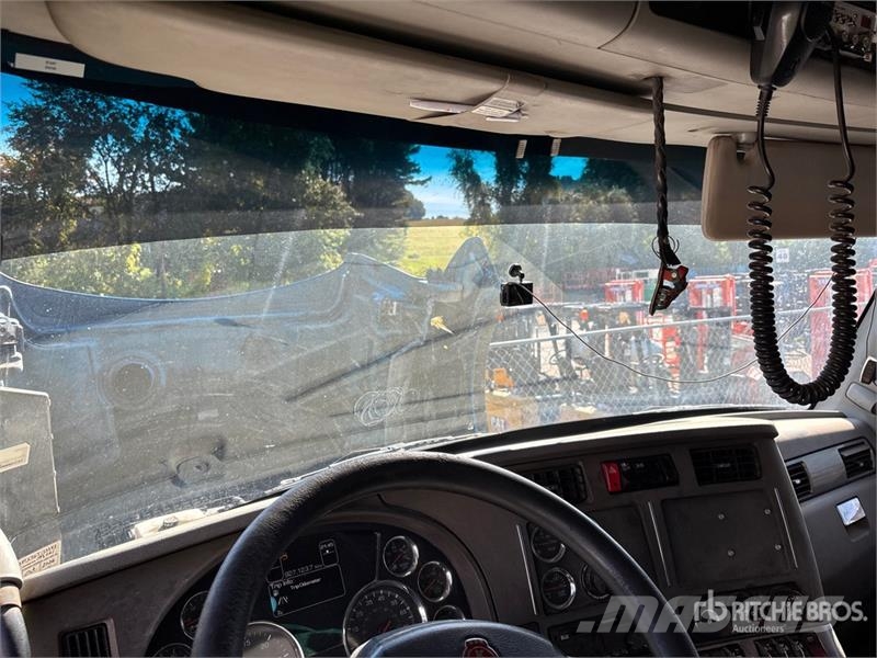 Kenworth T880 Tipper trucks
