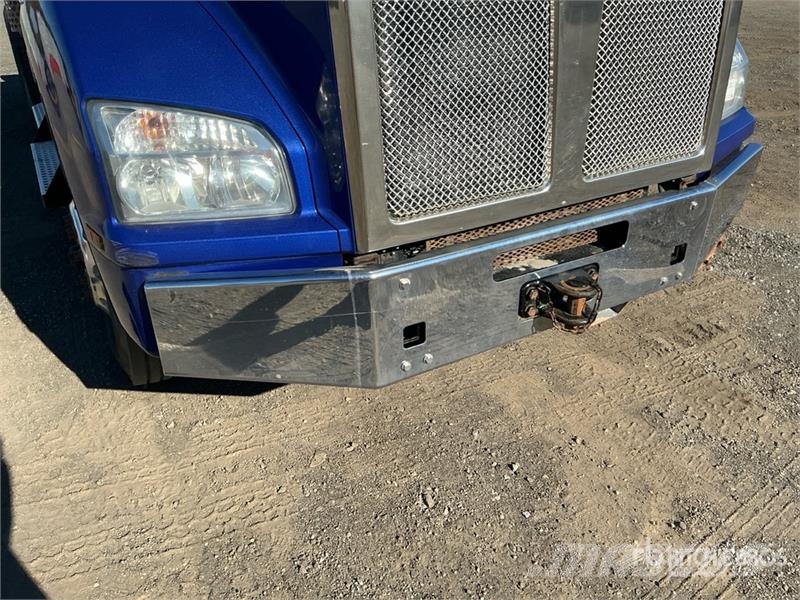 Kenworth T880 Trekkers