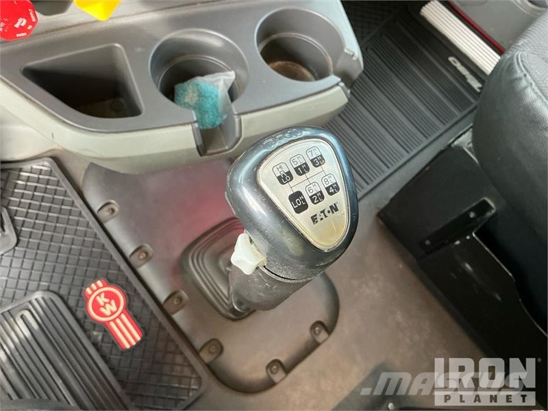 Kenworth T880 شاحنات قلابة
