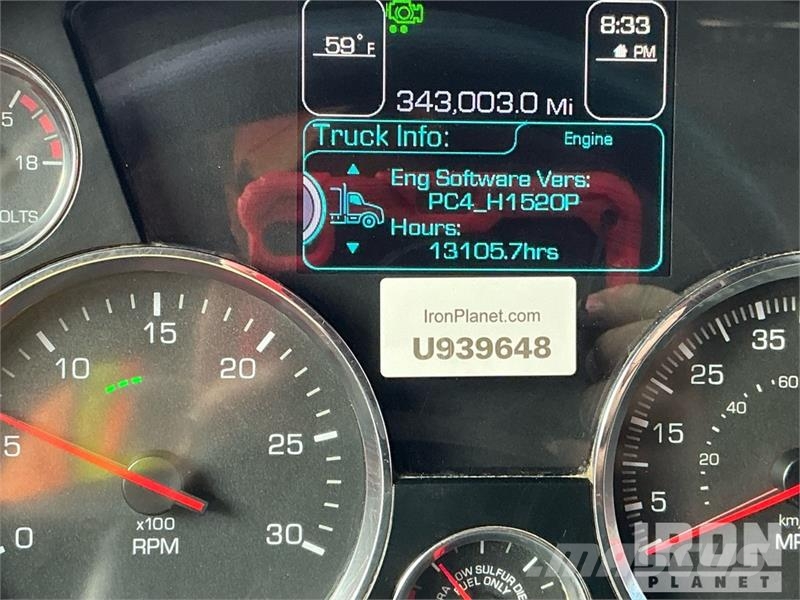Kenworth T880 شاحنات قلابة