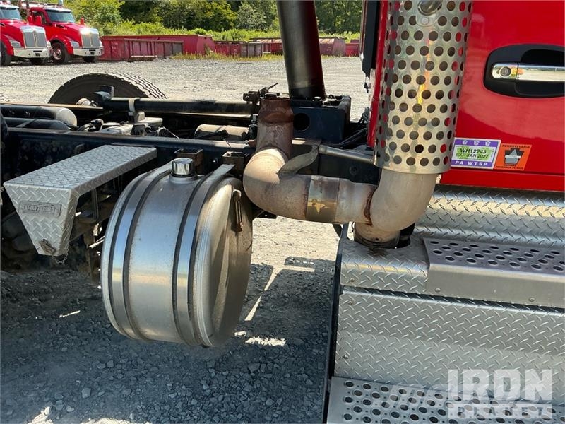 Kenworth T880 شاحنات قلابة