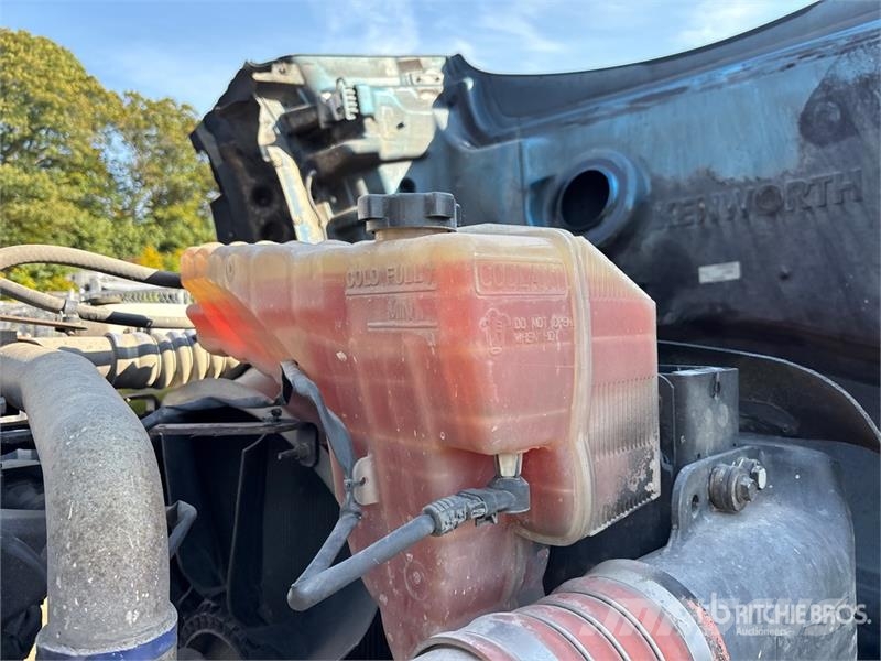 Kenworth T880 Tipper trucks