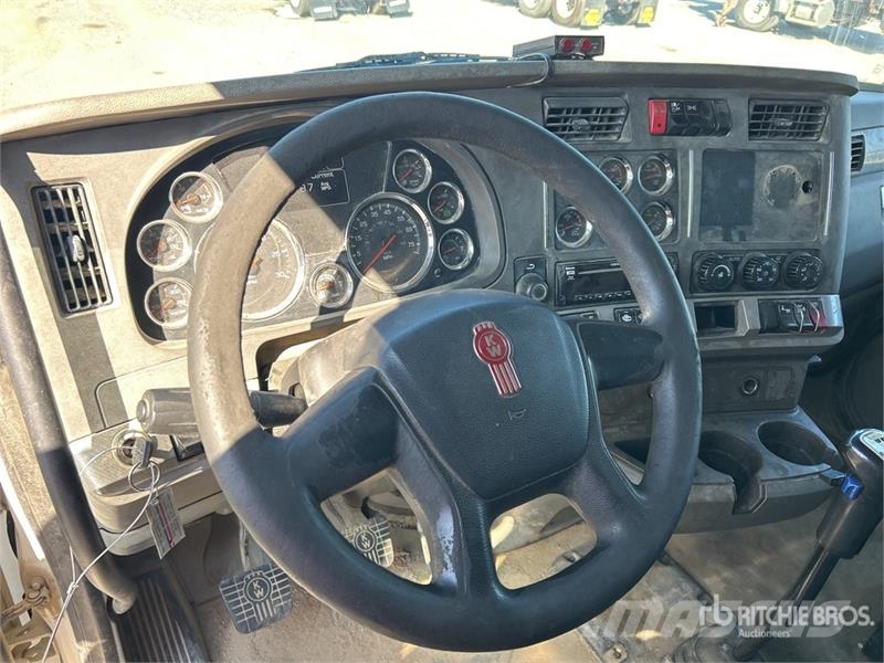 Kenworth T880 ダンプ