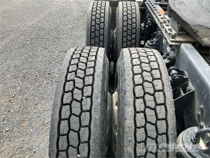 Kenworth T880 Prime Movers